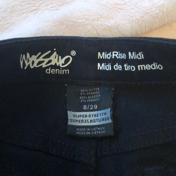 Target Shorts - Picture 2 of 3